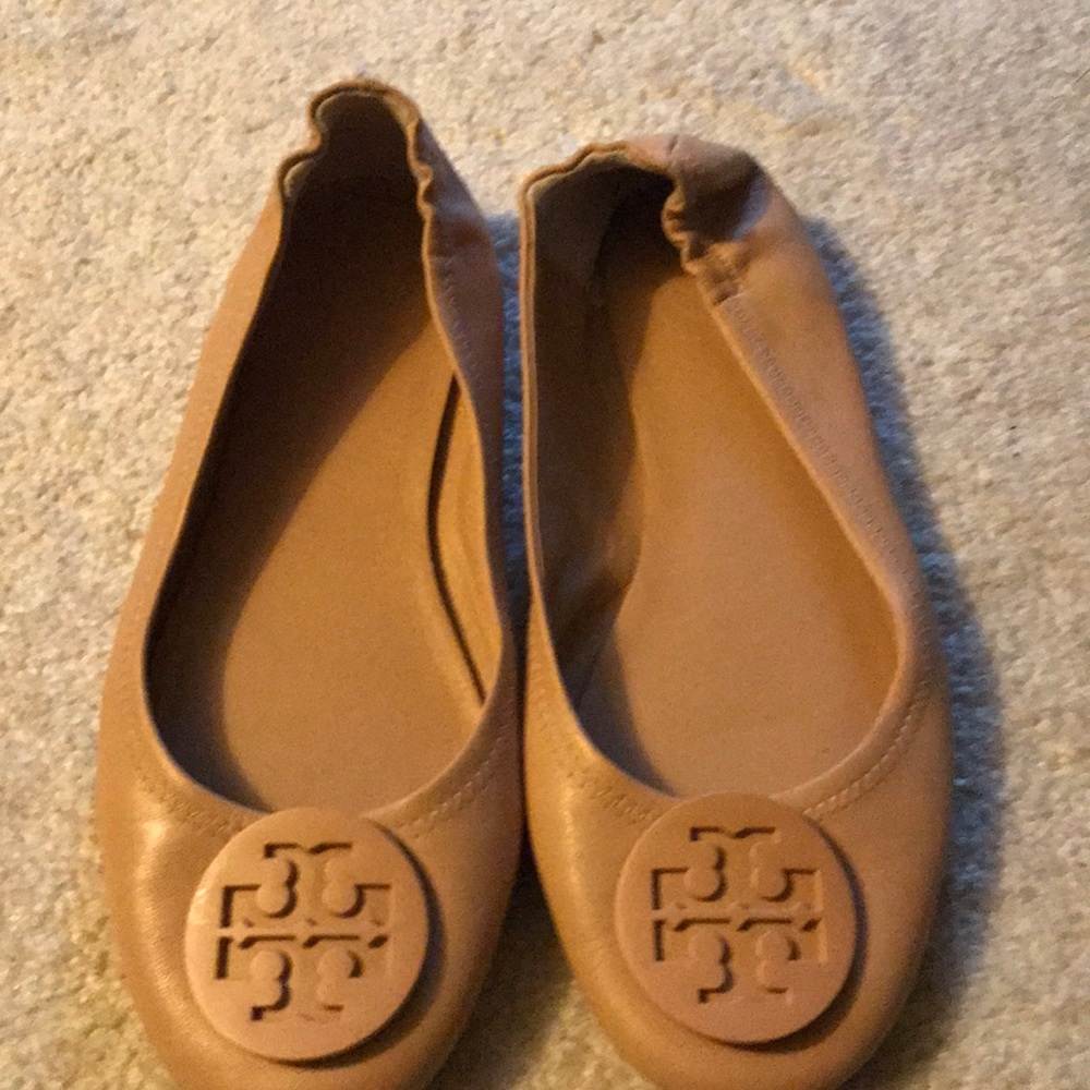 EUC Tori Burch flats